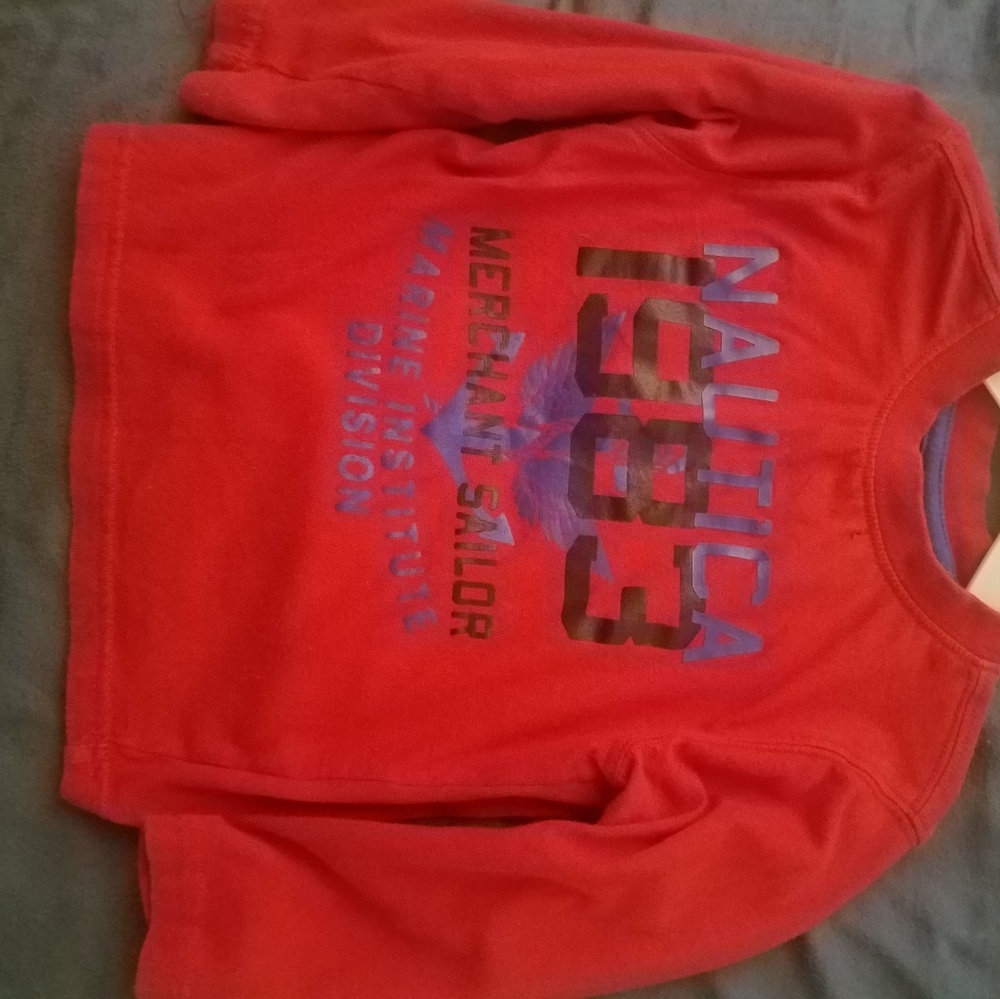 3T long sleeved shirt